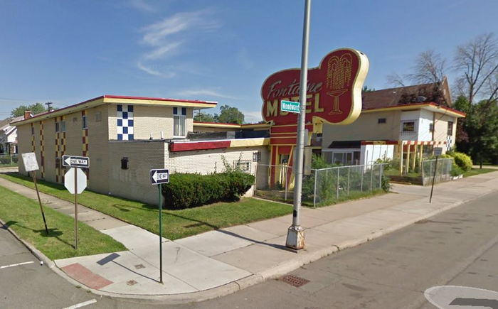 Fontaine Motel - Older Street View (newer photo)